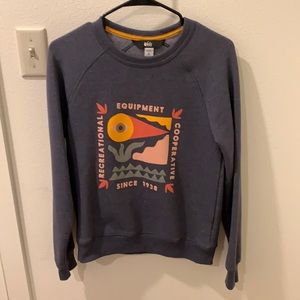 Women’s REI sweatshirt. Size XS. Worn once. Very comfy!
